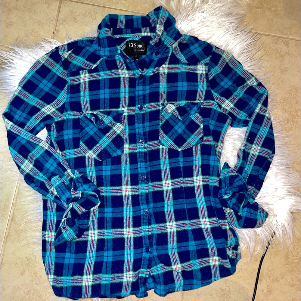 3 for $10 ❤️ Women’s fall shirt